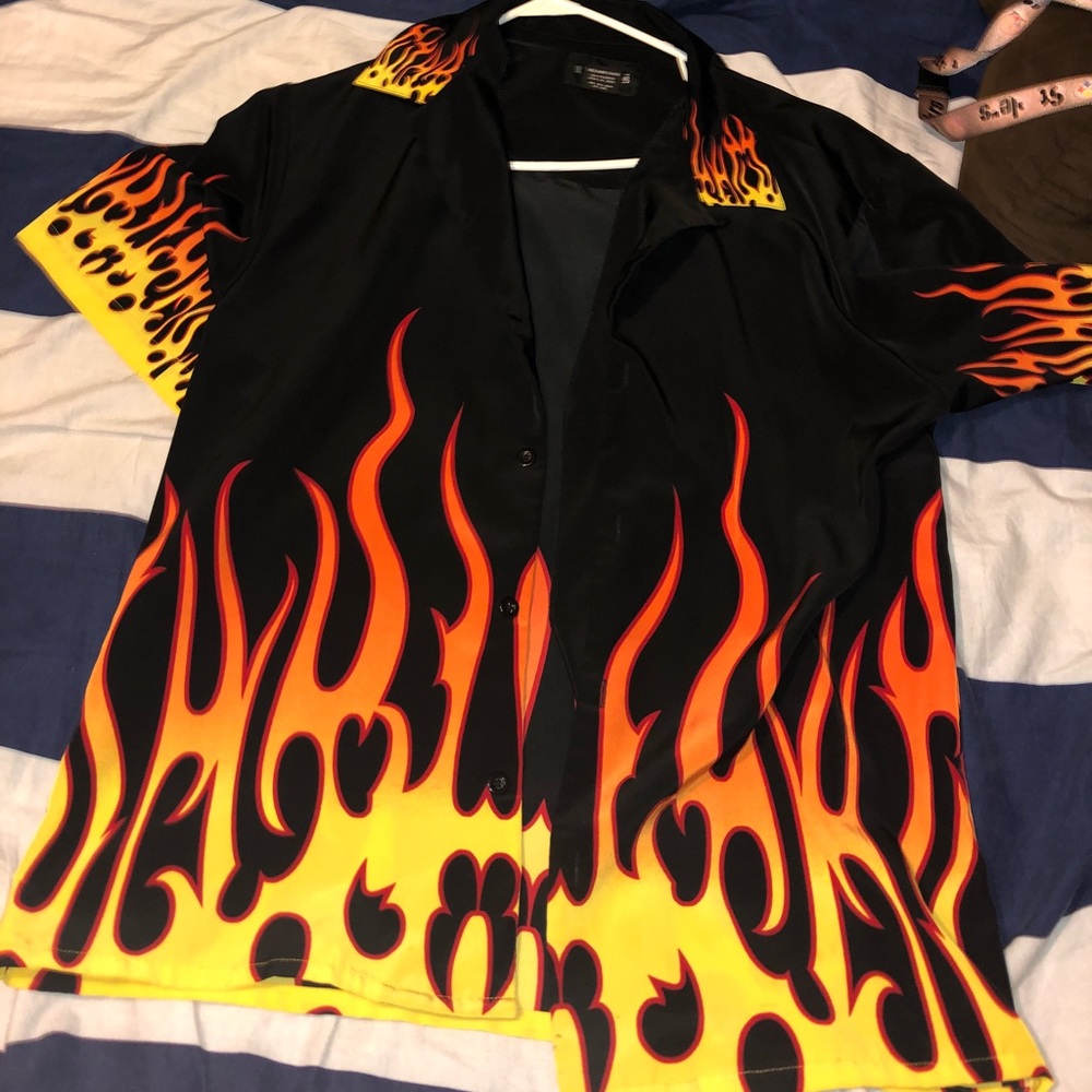 Shirt sleeve Flame button up